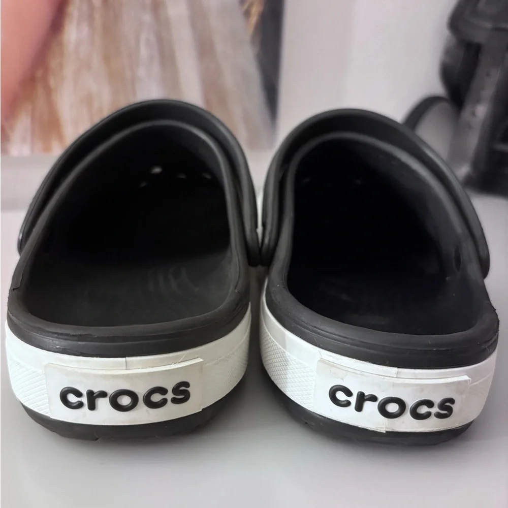 Crocs - Picture 5 of 6